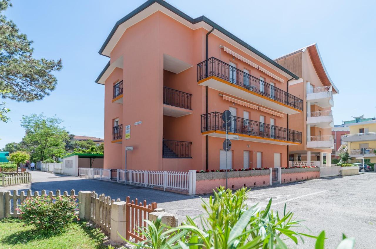 Appartamenti Calligher Bibione Exterior foto